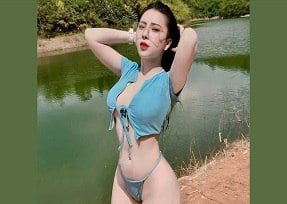 Родители отсутствуют, его брат учил свою сестру в закрытой комнате