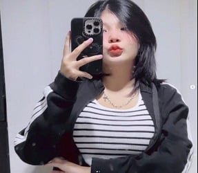 Горячая девушка очень крутая и крутая
