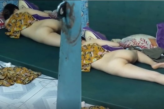 Фанат му в смешном веселье