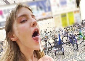 Мелодия отмечает ngao du в Токио